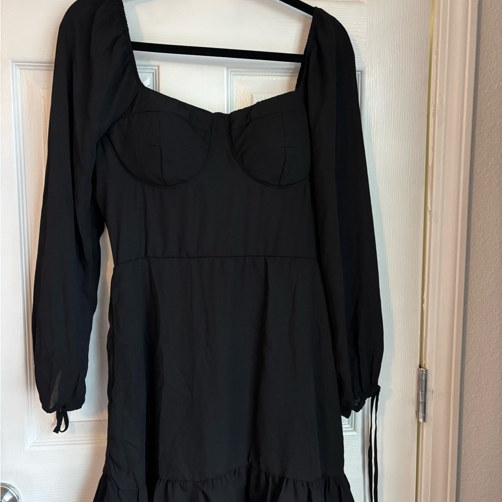 Elegant Black Long-Sleeve Dress